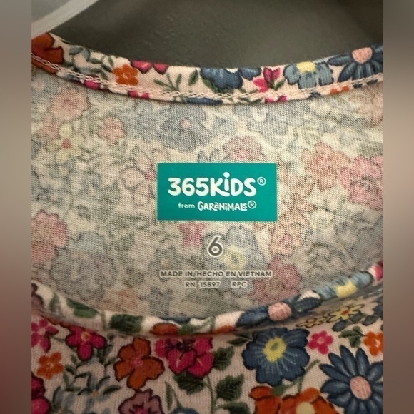 365 Kids - Girls Floral Top - Multiple Sizes - Picture 2 of 4